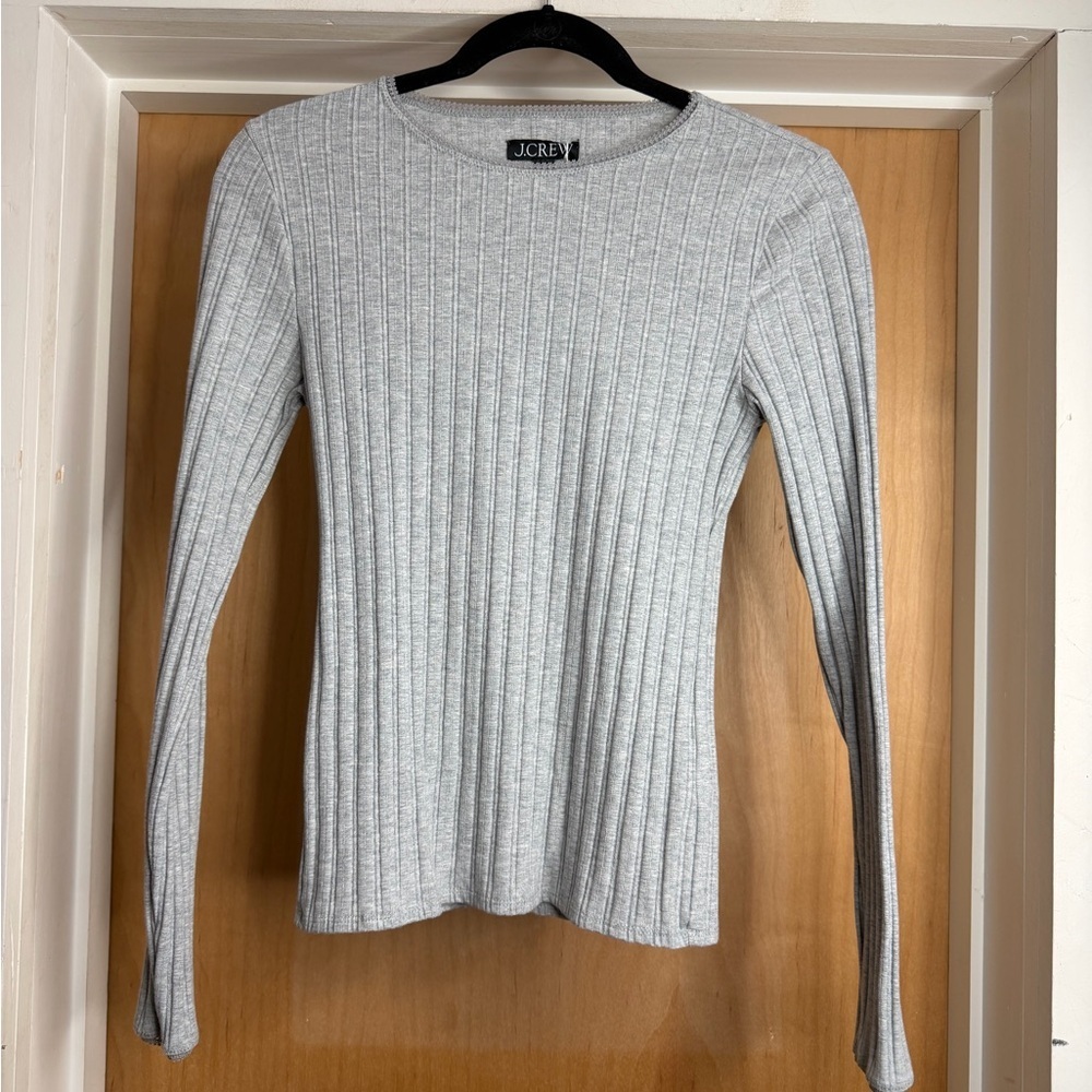 J.Crew Women’s Grey Heather Ribbed Knit Long Sleeve Top. Size: Medium